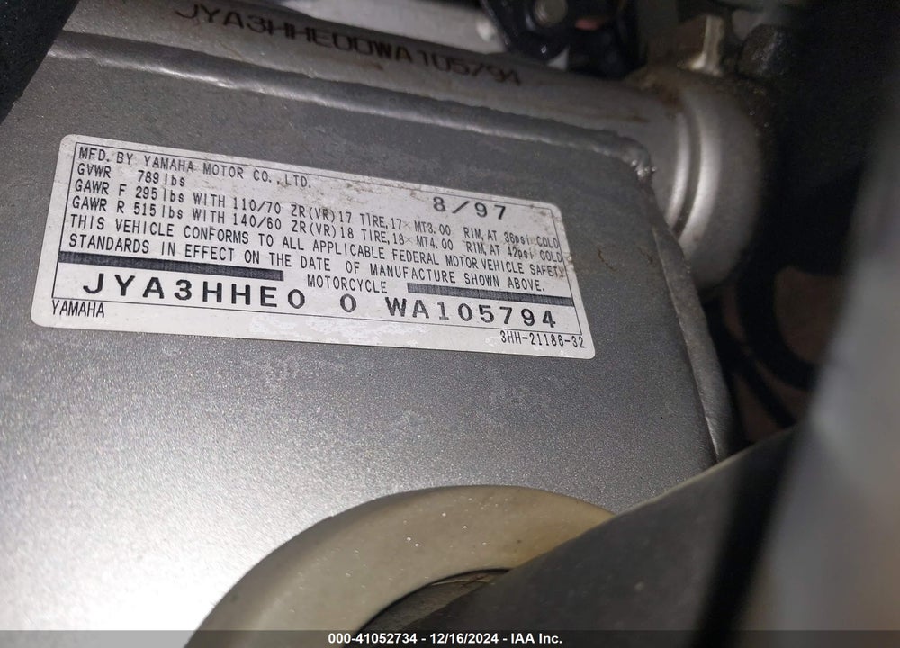 1998 YAMAHA FZR600 R VIN: JYA3HHE00WA105794