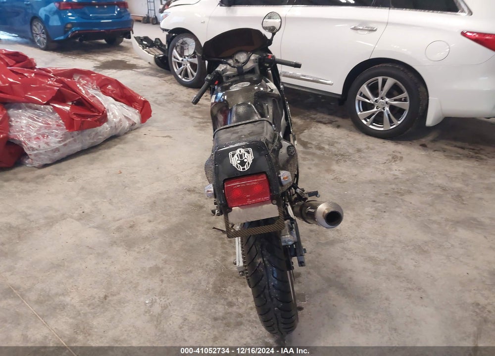 1998 YAMAHA FZR600 R VIN: JYA3HHE00WA105794