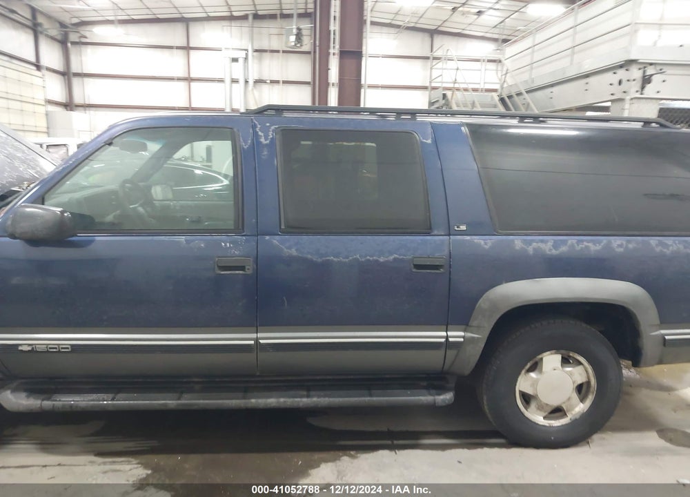 1999 CHEVROLET SUBURBAN 1500 LT VIN: 1GNFK16R3XJ439317