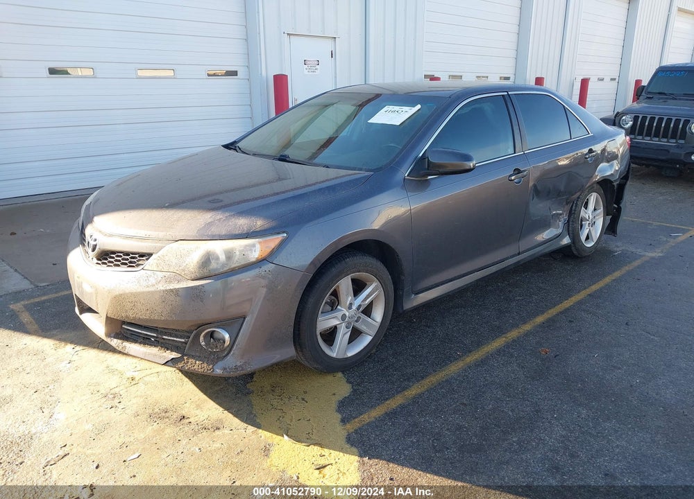 2014 TOYOTA CAMRY SE VIN: 4T1BF1FK4EU387573