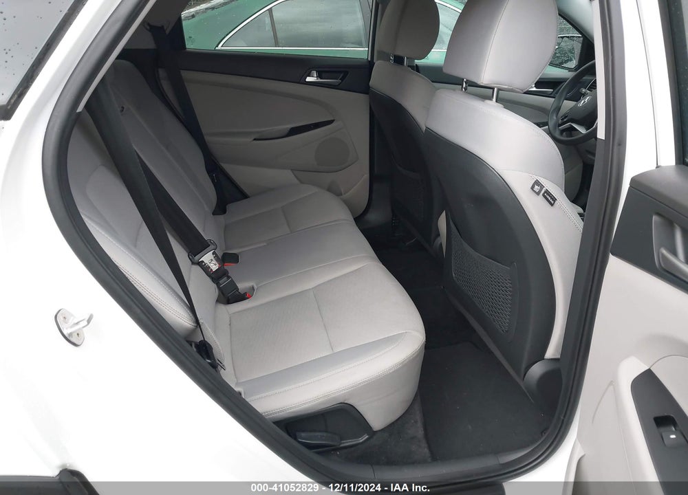 2019 HYUNDAI TUCSON SE VIN: KM8J23A47KU021209