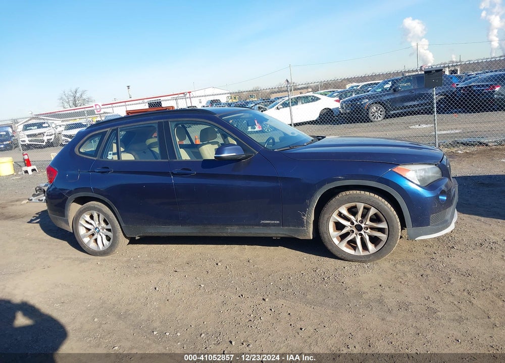 2015 BMW X1 XDRIVE28I VIN: WBAVL1C51FVY24592