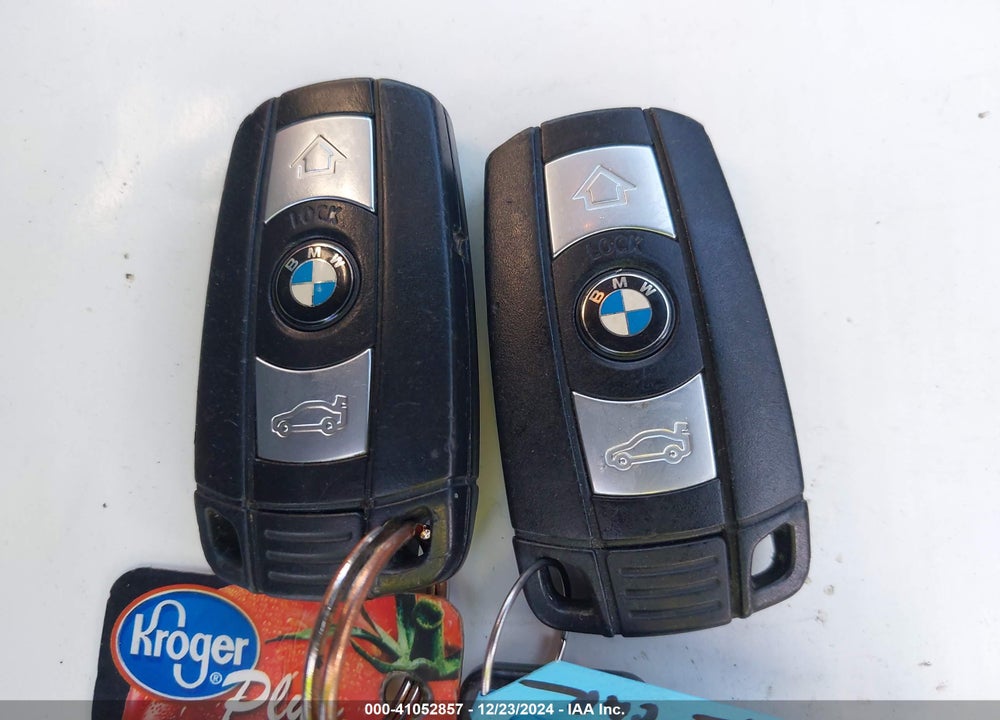 2015 BMW X1 XDRIVE28I VIN: WBAVL1C51FVY24592
