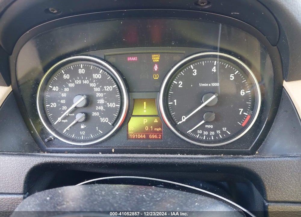 2015 BMW X1 XDRIVE28I VIN: WBAVL1C51FVY24592
