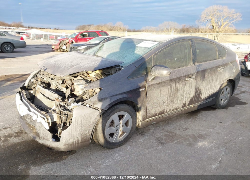 2011 TOYOTA PRIUS TWO VIN: JTDKN3DU8B0305550