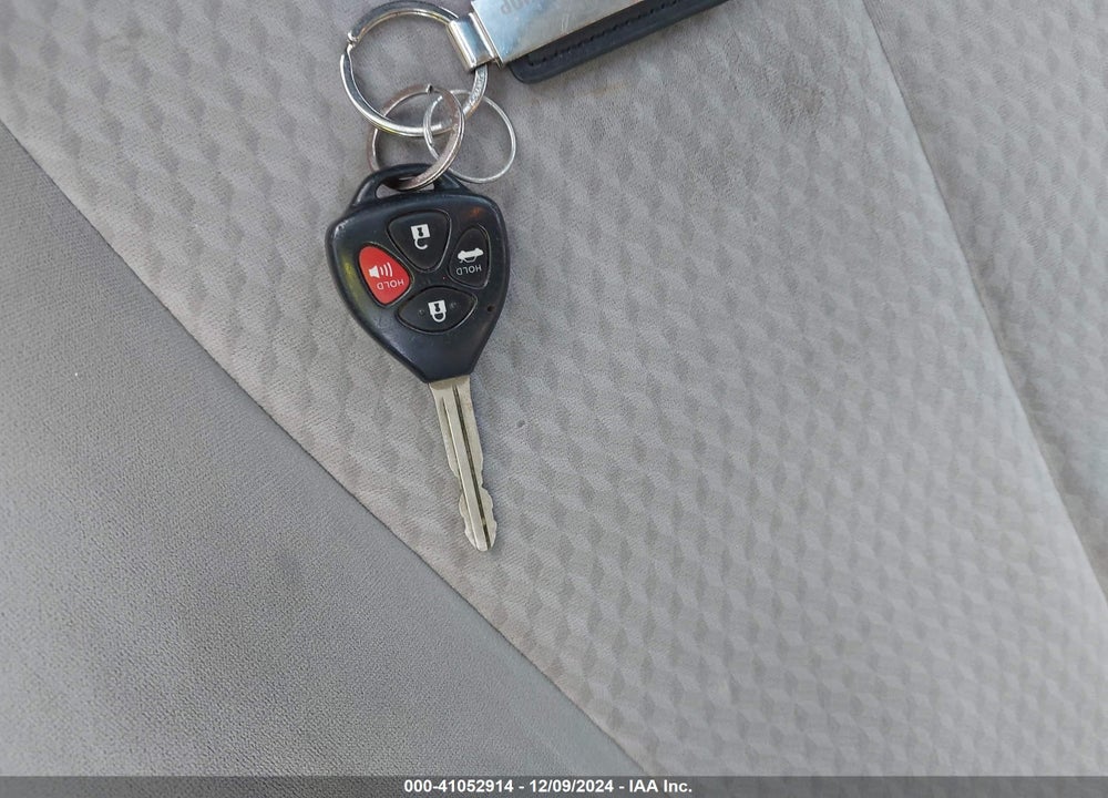 2011 TOYOTA CAMRY LE VIN: 4T1BF3EK1BU158230