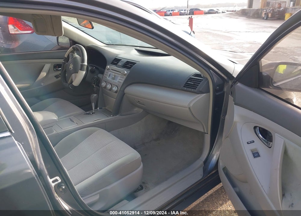 2011 TOYOTA CAMRY LE VIN: 4T1BF3EK1BU158230