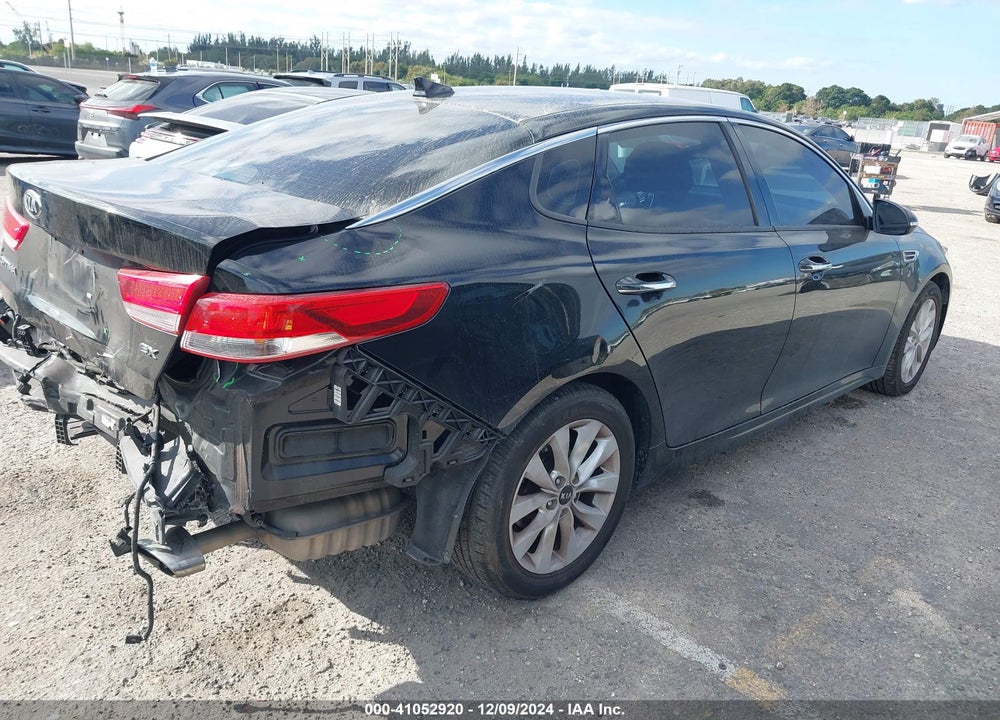 2018 KIA OPTIMA EX VIN: 5XXGU4L30JG217662
