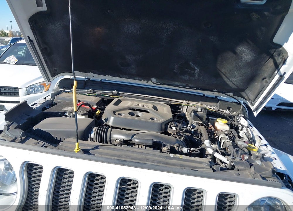 2020 JEEP WRANGLER UNLIMITED SAHARA 4X4 VIN: 1C4HJXEN2LW213000
