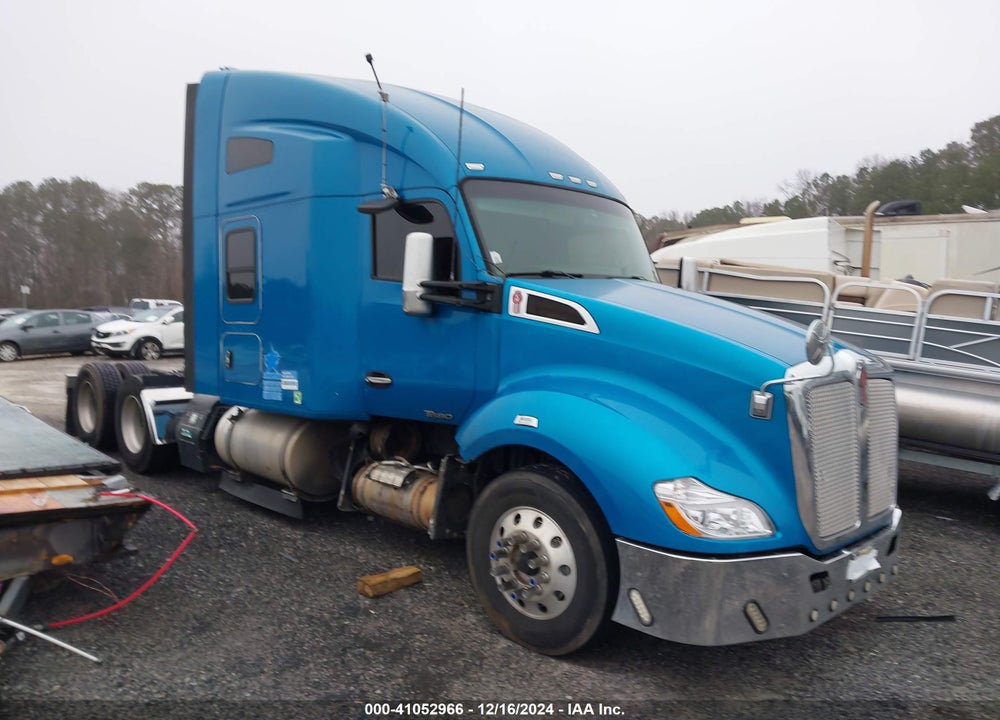 2015 KENWORTH T680 T680 VIN: 1XKYA48X8FJ420380