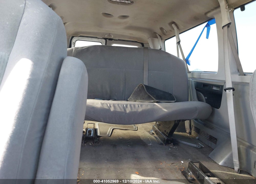 2011 FORD E-350 SUPER DUTY XLT VIN: 1FBSS3BL4BDB08696
