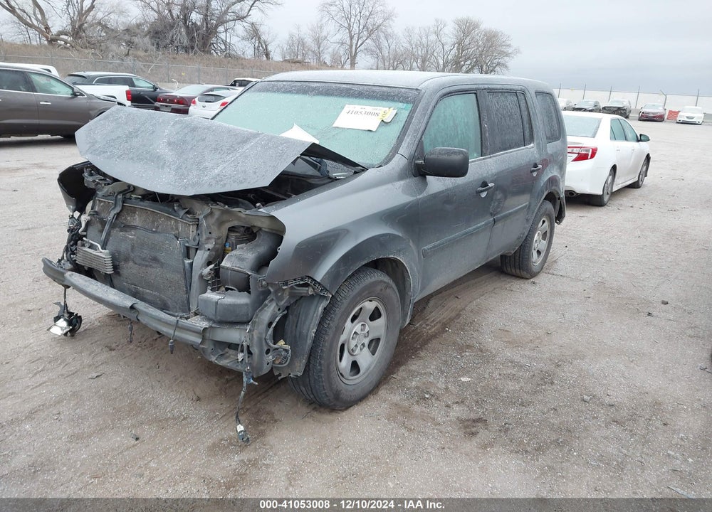 2011 HONDA PILOT LX VIN: 5FNYF4H29BB085780