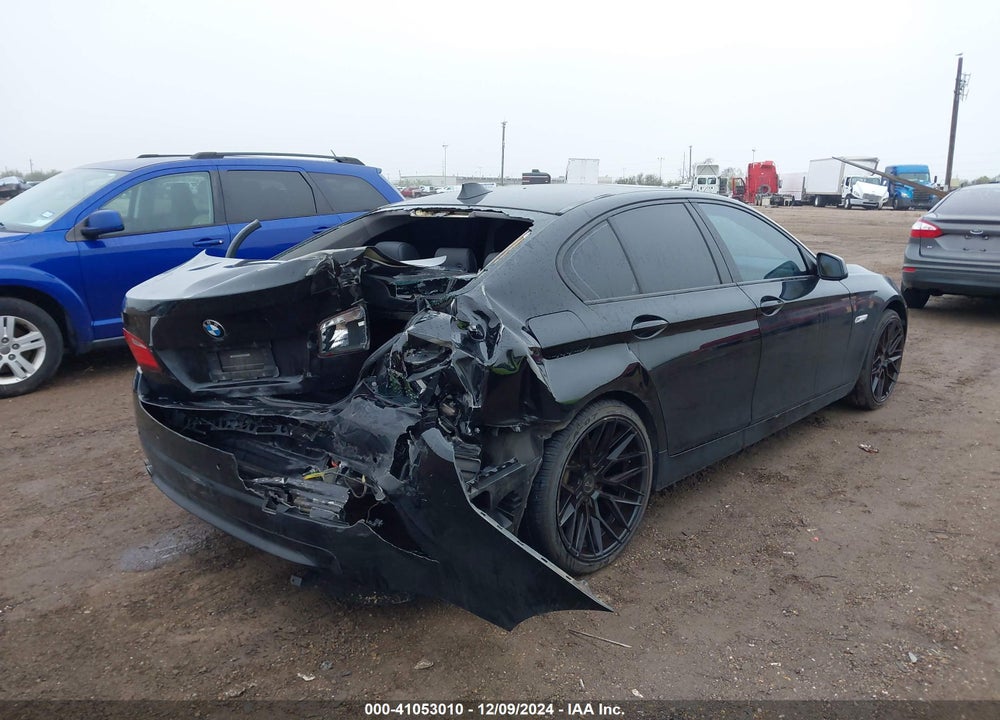 2011 BMW 528 VIN: WBAFR1C58BC742691