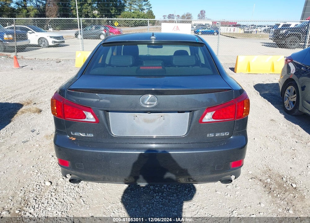 2009 LEXUS IS 250 VIN: JTHBK262795100781