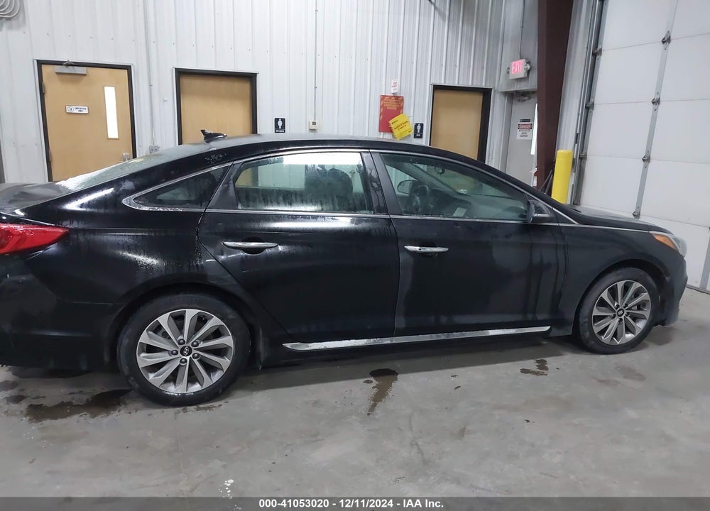 2017 HYUNDAI SONATA VIN: 5NPE34AF5HH454797