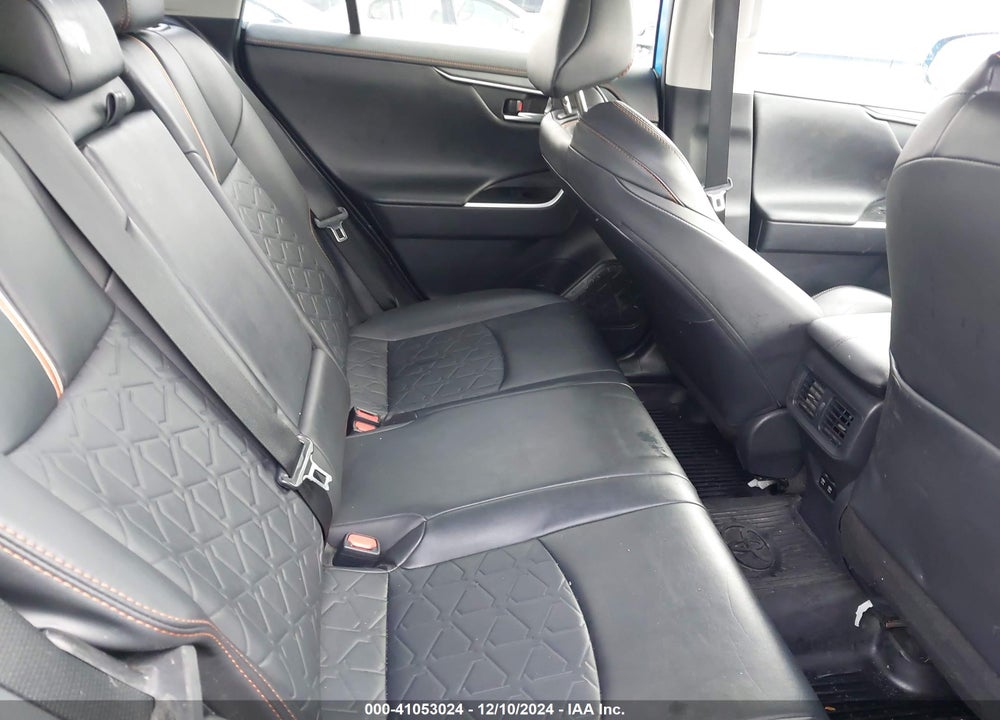 2019 TOYOTA RAV4 VIN: 2T3J1RFV6KW015531