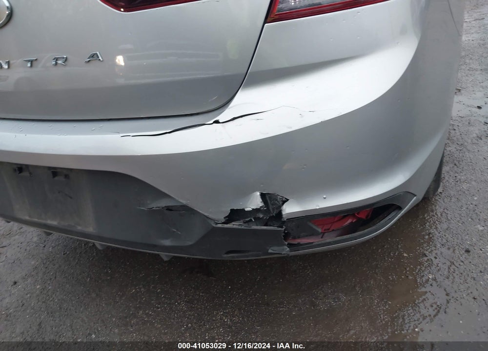 2020 HYUNDAI ELANTRA SE VIN: 5NPD74LF1LH605253
