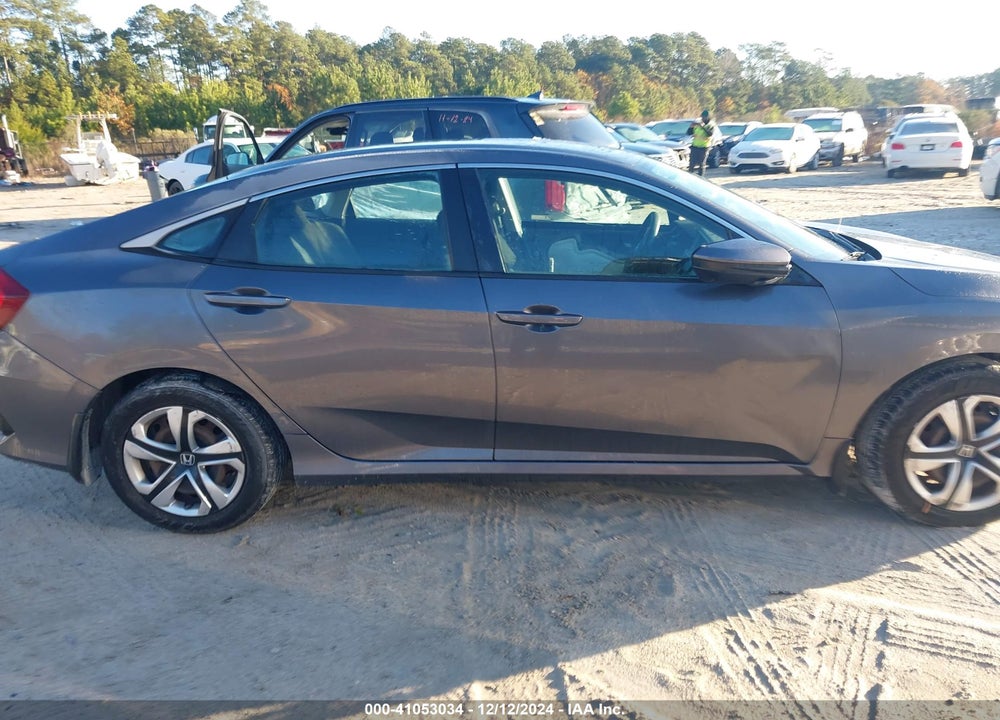 2018 HONDA CIVIC VIN: 2HGFC2F56JH596701