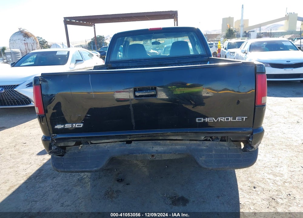 1998 CHEVROLET S-10 LS FLEETSIDE VIN: 1GCCS1941W8206036