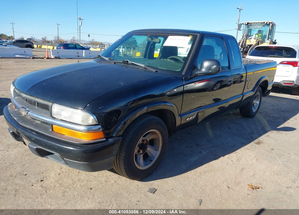 1998 CHEVROLET S-10 LS FLEETSIDE VIN: 1GCCS1941W8206036