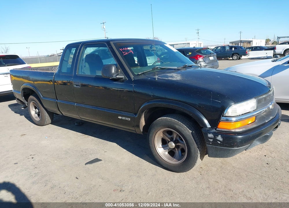 1998 CHEVROLET S-10 LS FLEETSIDE VIN: 1GCCS1941W8206036