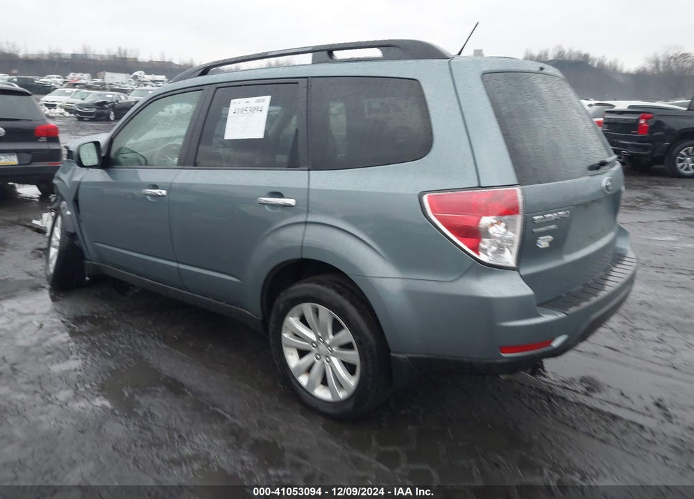 2012 SUBARU FORESTER 2.5X PREMIUM VIN: JF2SHADC6CH452151