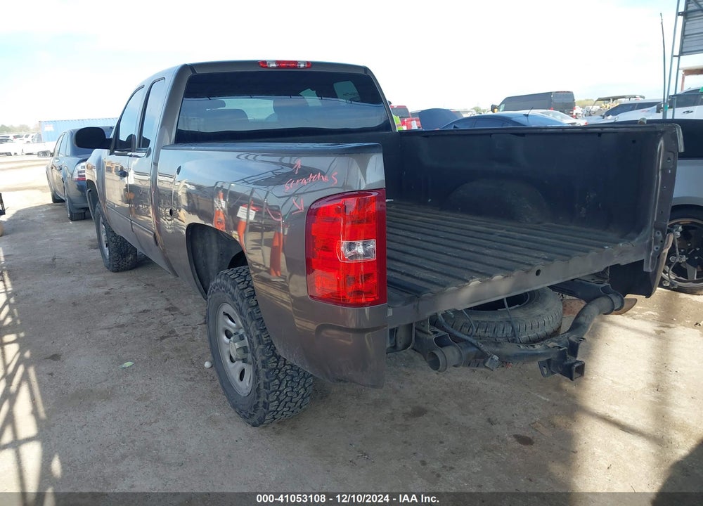 2013 CHEVROLET SILVERADO 1500 VIN: 1GCRCREA9DZ136763