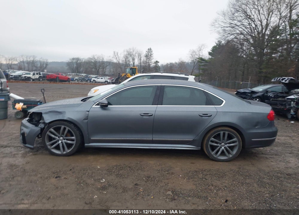 2016 VOLKSWAGEN PASSAT VIN: 1VWAT7A33GC066822