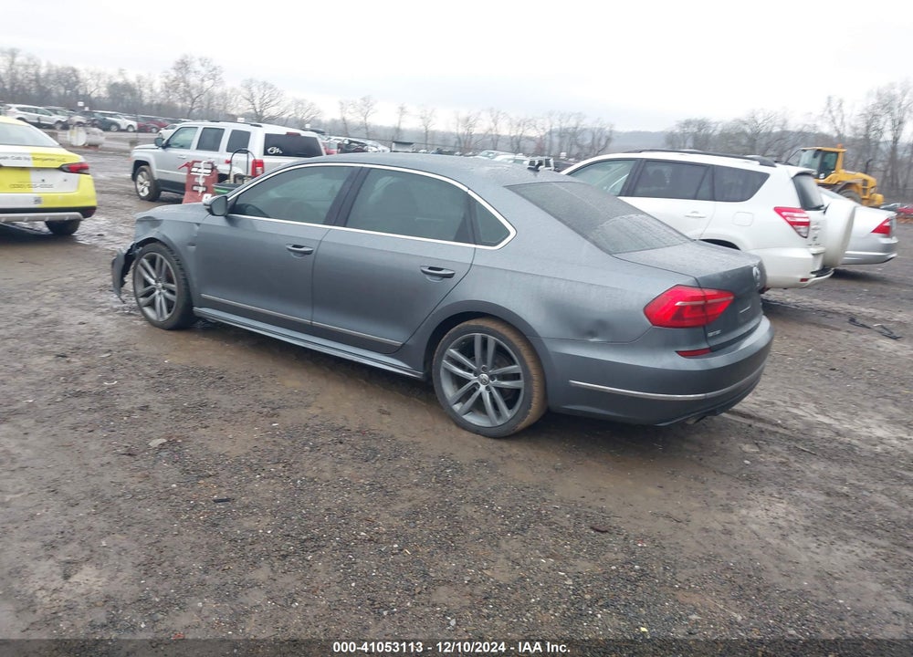 2016 VOLKSWAGEN PASSAT VIN: 1VWAT7A33GC066822
