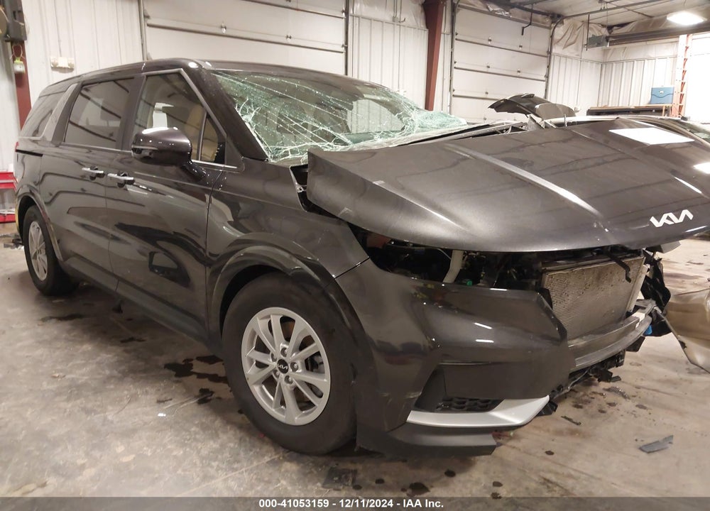 2023 KIA CARNIVAL MPV LX SEAT PACKAGE VIN: KNDNB4H34P6198580