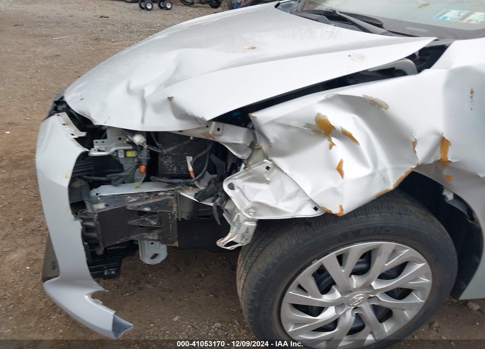 2019 TOYOTA COROLLA LE VIN: 2T1BURHE7KC191426