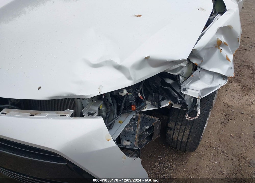 2019 TOYOTA COROLLA LE VIN: 2T1BURHE7KC191426
