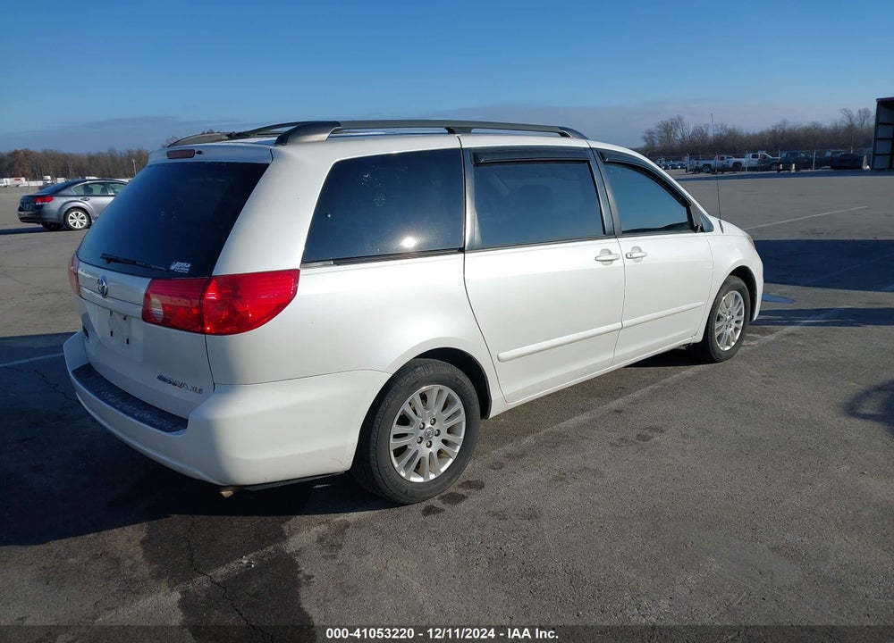 2008 TOYOTA SIENNA XLE VIN: 5TDZK22C88S106810