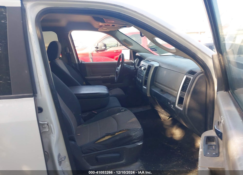 2011 RAM 1500 SLT VIN: 1D7RB1GT1BS615290