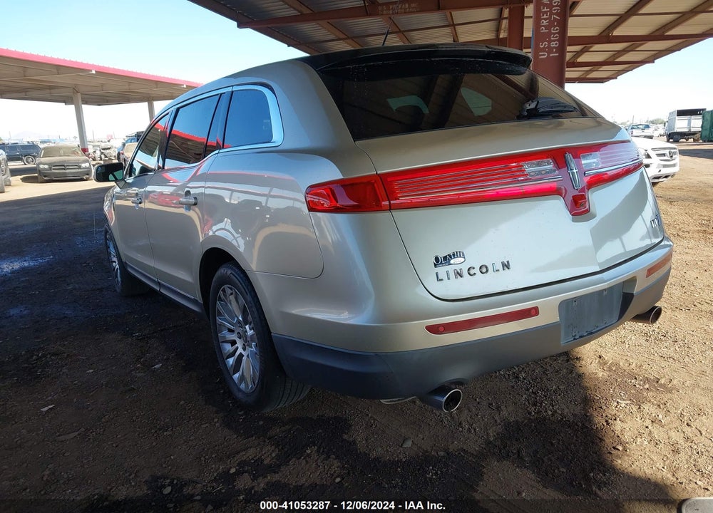 2010 LINCOLN MKT VIN: 2LMHJ5FR6ABJ11428