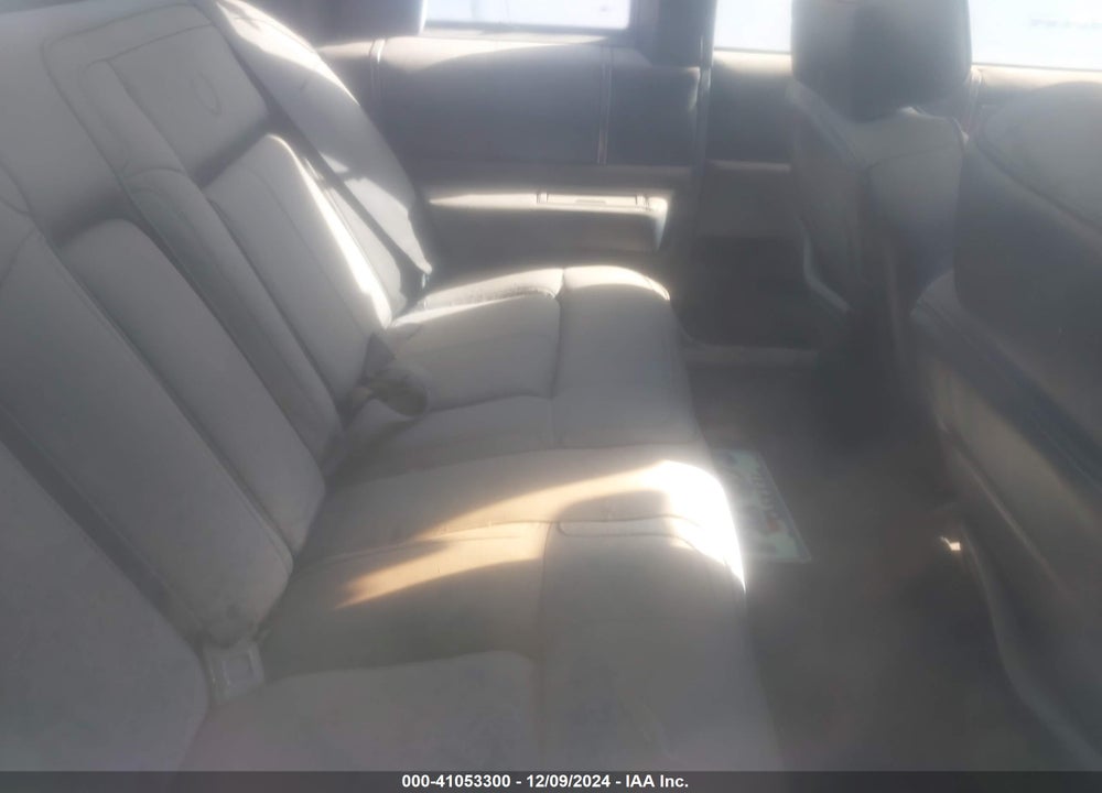 1990 CADILLAC DEVILLE VIN: 1G6CD1330L4233342