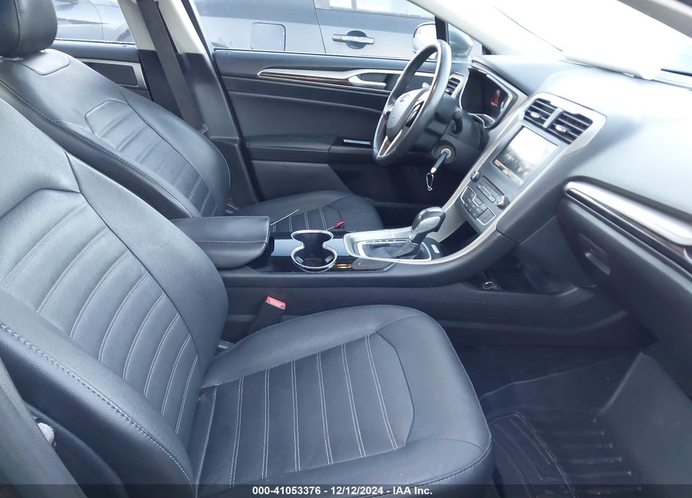 2016 FORD FUSION SE VIN: 3FA6P0HD9GR109814