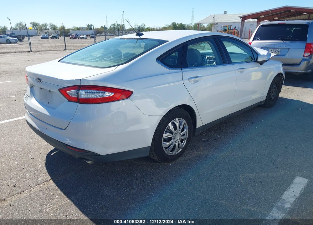 2014 FORD FUSION S VIN: 1FA6P0G75E5363886