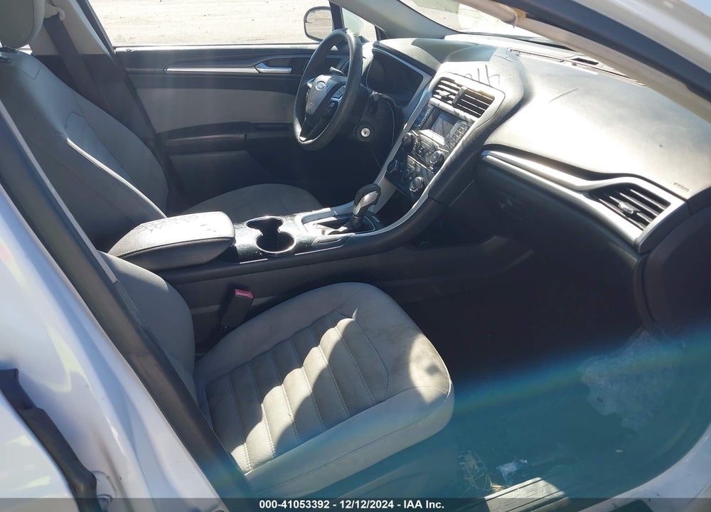 2014 FORD FUSION S VIN: 1FA6P0G75E5363886