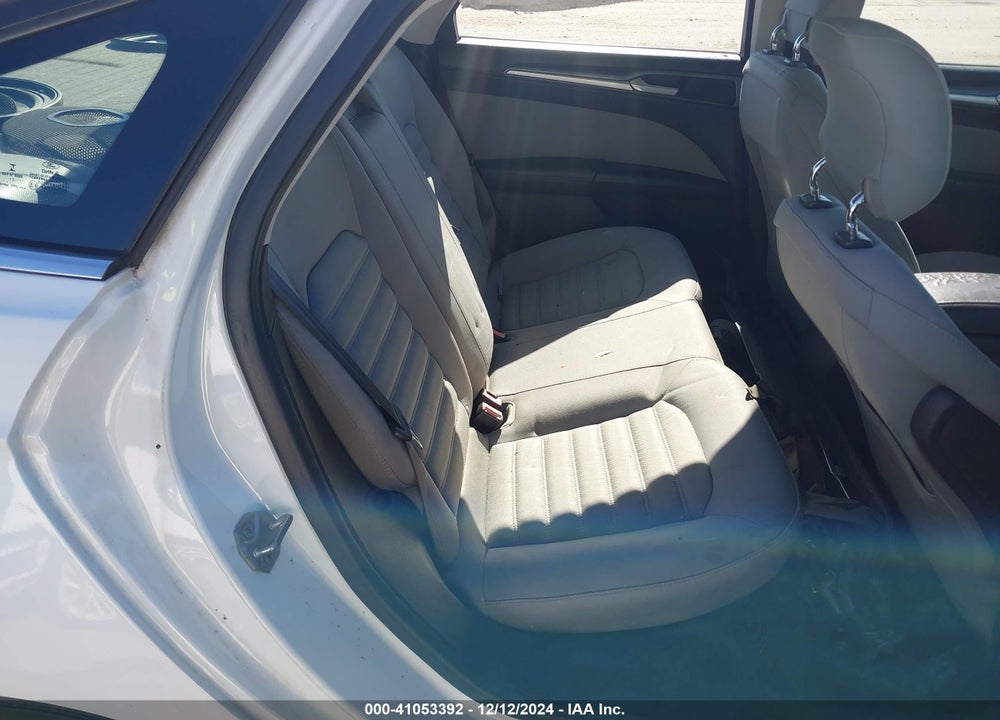 2014 FORD FUSION S VIN: 1FA6P0G75E5363886