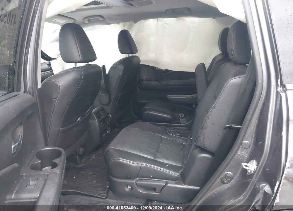 2021 HONDA PILOT 2WD TOURING 7 PASSENGER VIN: 5FNYF5H69MB029611