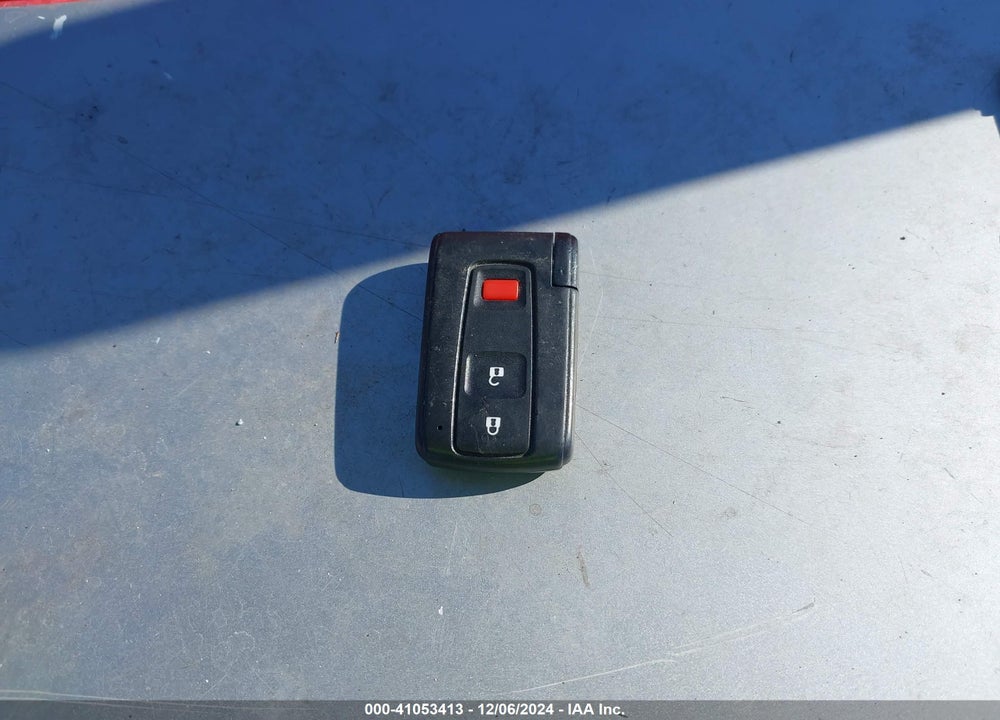 2004 TOYOTA PRIUS VIN: JTDKB22U840034143