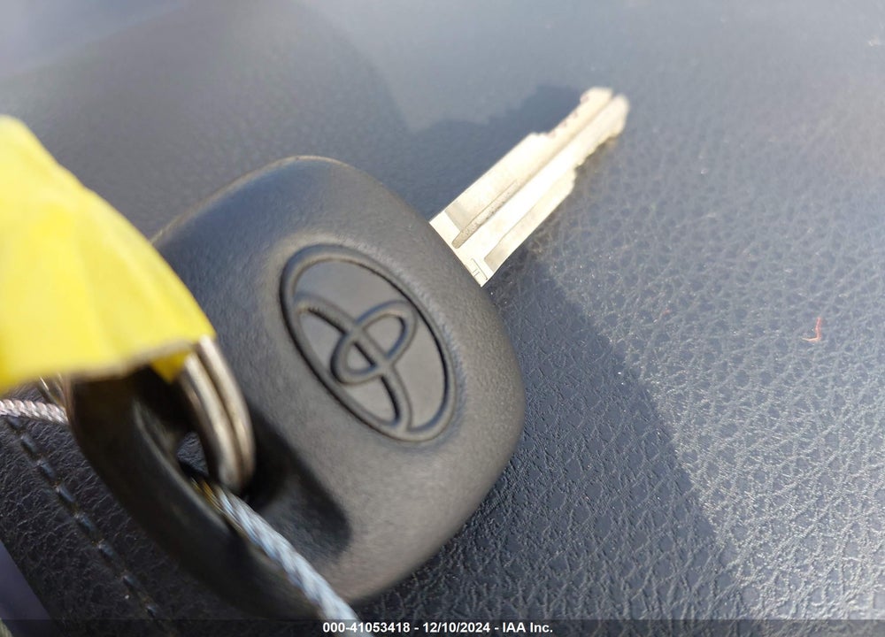 2016 TOYOTA COROLLA L VIN: 5YFBURHE0GP465752