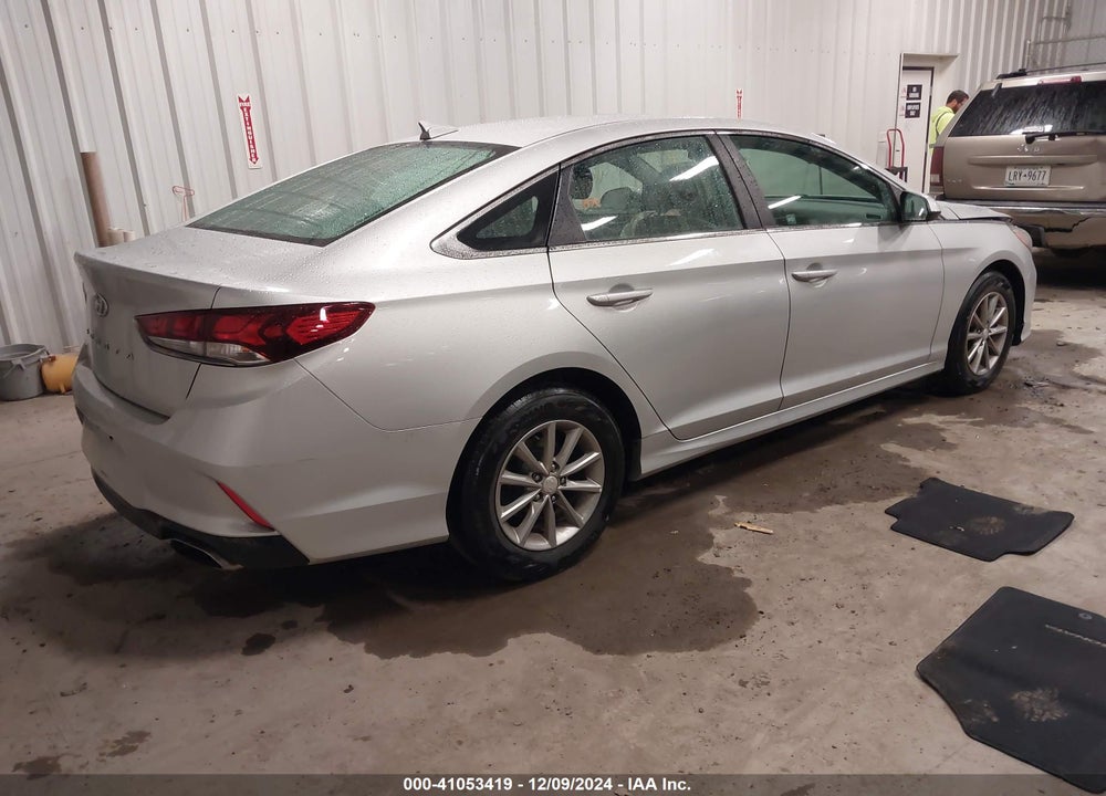2019 HYUNDAI SONATA SE VIN: 5NPE24AF0KH748022