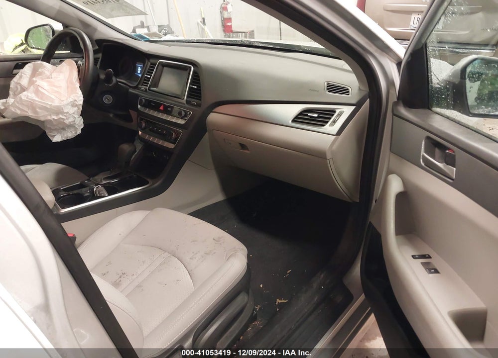2019 HYUNDAI SONATA SE VIN: 5NPE24AF0KH748022