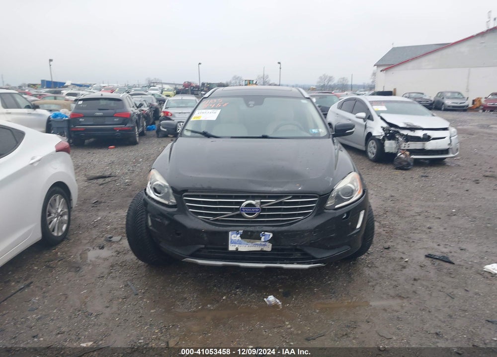 2017 VOLVO XC60 T5 INSCRIPTION VIN: YV440MRU9H2017200