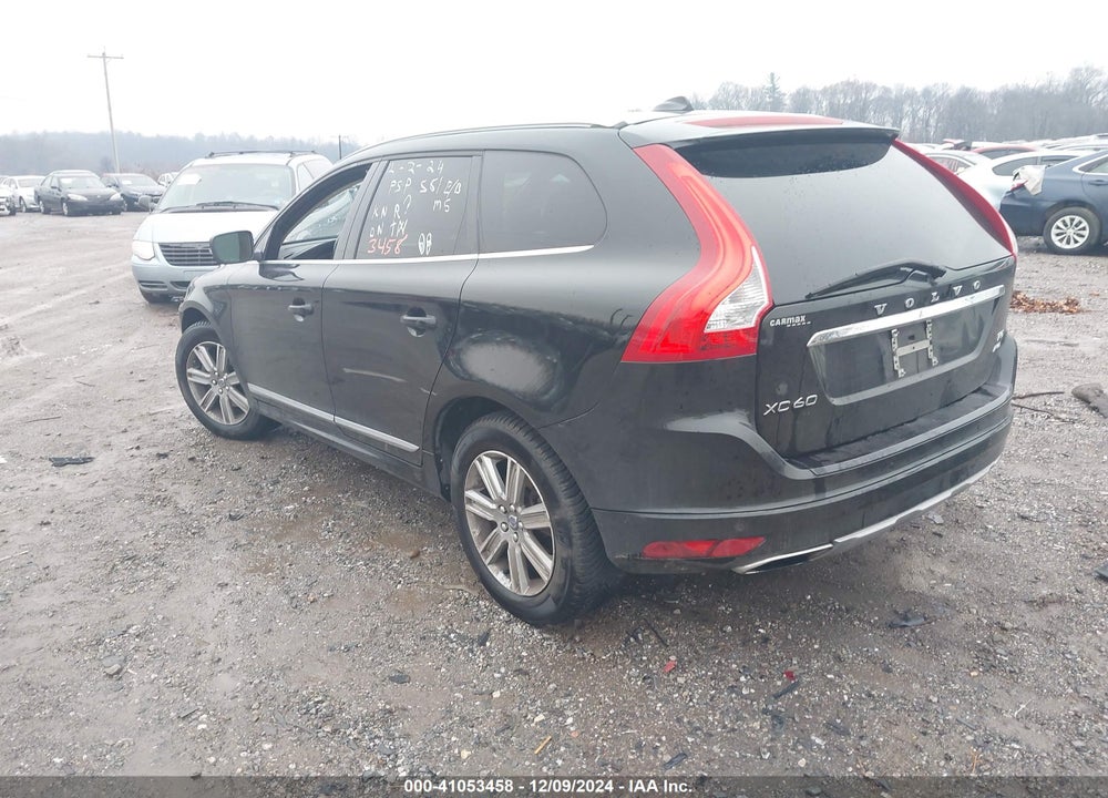 2017 VOLVO XC60 T5 INSCRIPTION VIN: YV440MRU9H2017200