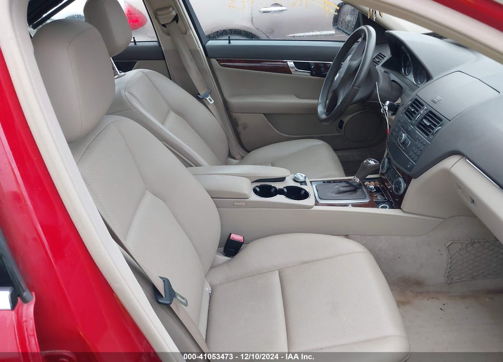 2009 MERCEDES-BENZ C 300 VIN: WDDGF81X19F245185