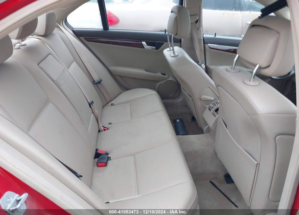 2009 MERCEDES-BENZ C 300 VIN: WDDGF81X19F245185