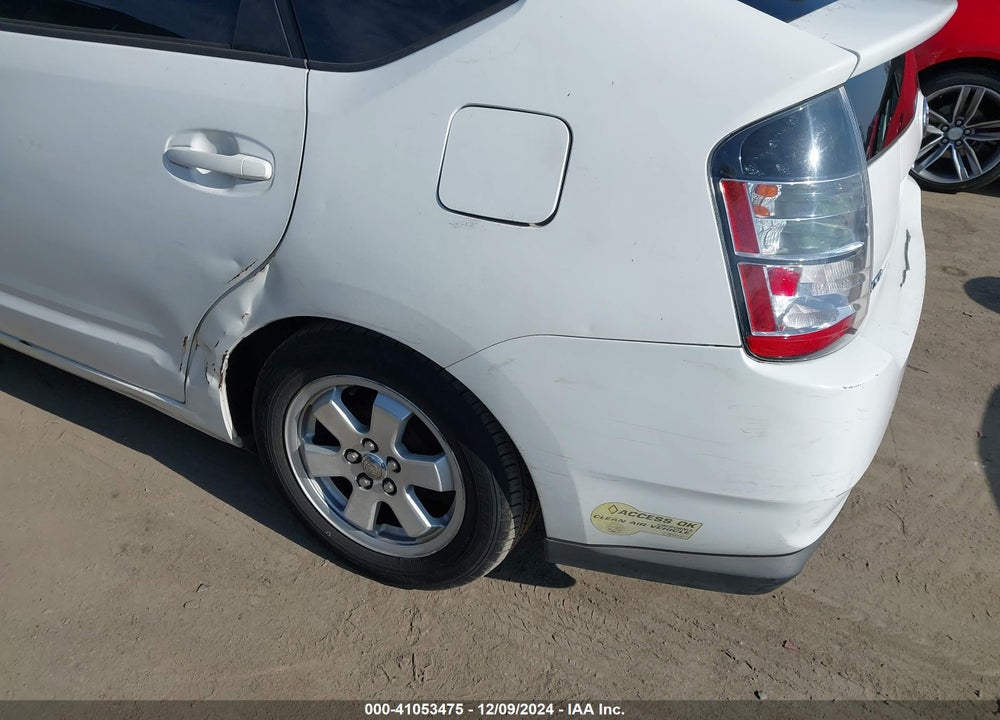 2004 TOYOTA PRIUS VIN: JTDKB20U040110800